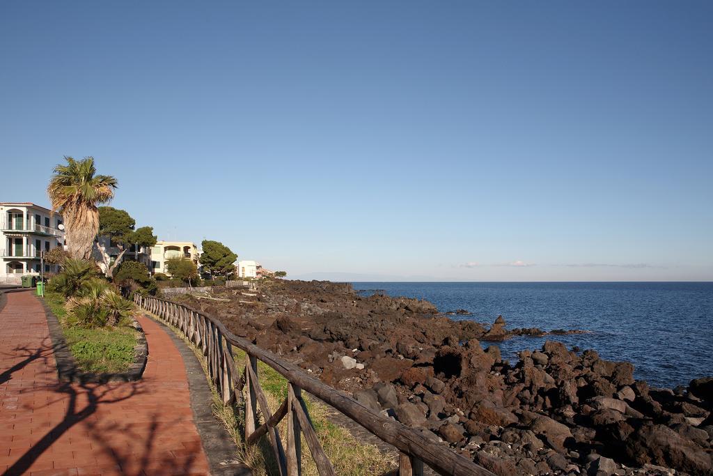 Adriana casa vacanze mare Etna Sicilia Acireale Camera foto